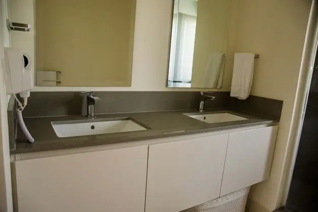 Suit Three Bedrooms