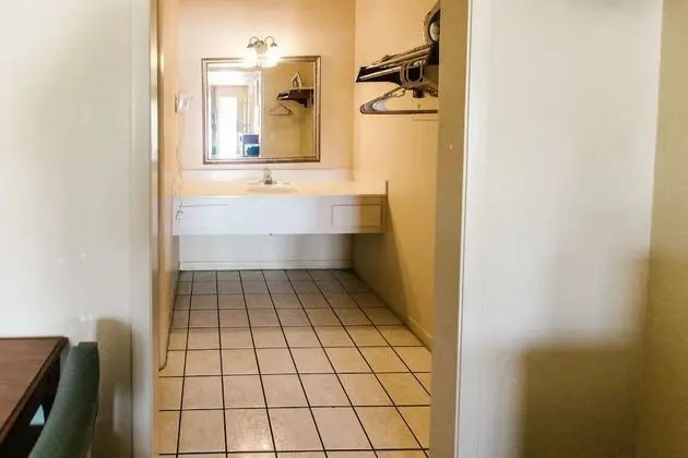 2 Double Beds, Non Smoking