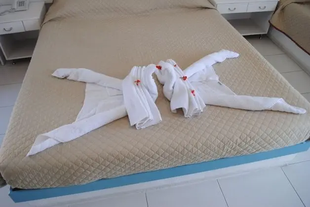 Üç Kişilik Oda