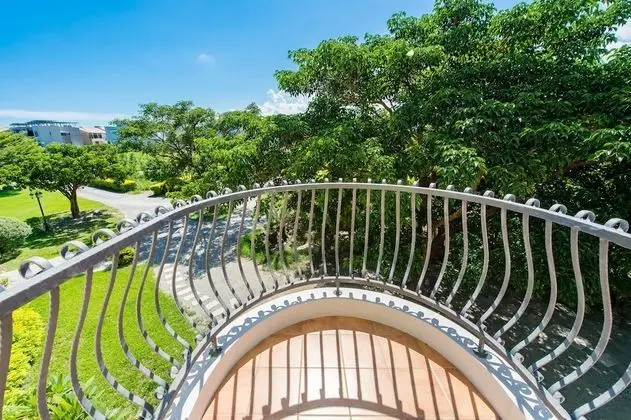 Dört Kişilik Oda, Balkon