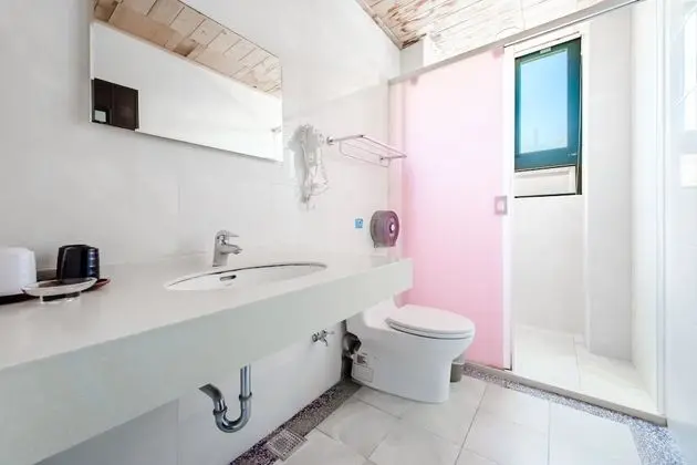 Dört Kişilik Oda, Balkon