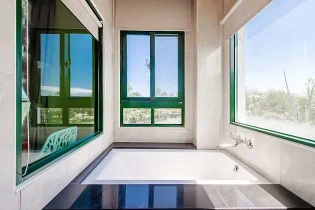 Standard Tek Büyük Yataklı Oda, Balkon