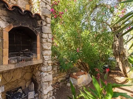 Ev (Three Bedroom Holiday House with Terr)