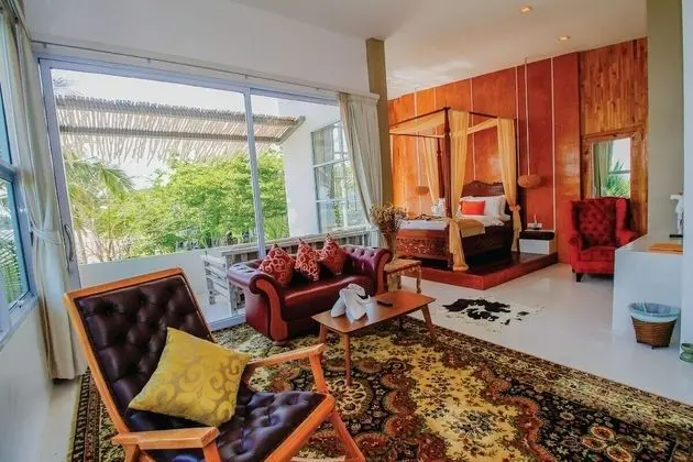 Luxury Suite Beachfront