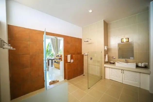 Luxury Suite Beachfront