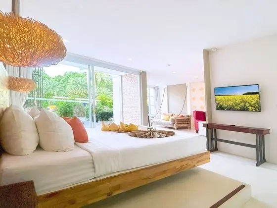 Pool View Suite