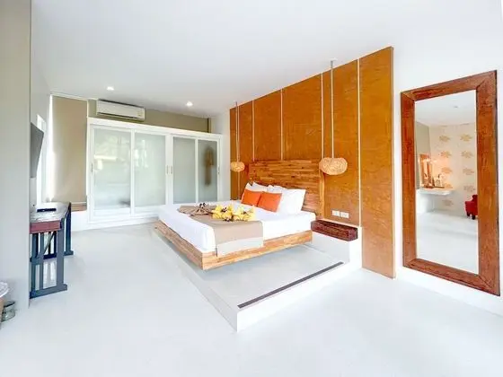Pool View Suite