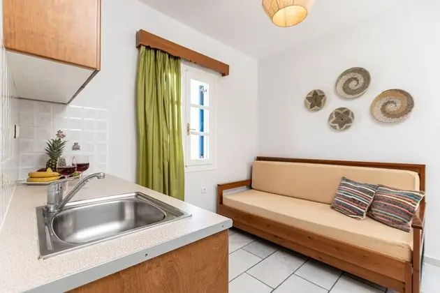 Studio for 3 people