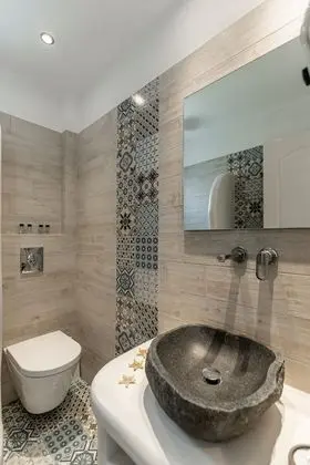 Studio for 3 people