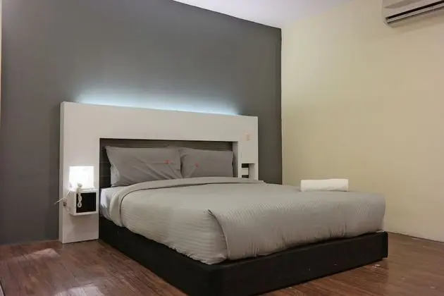Basic Tek Büyük Yataklı Oda