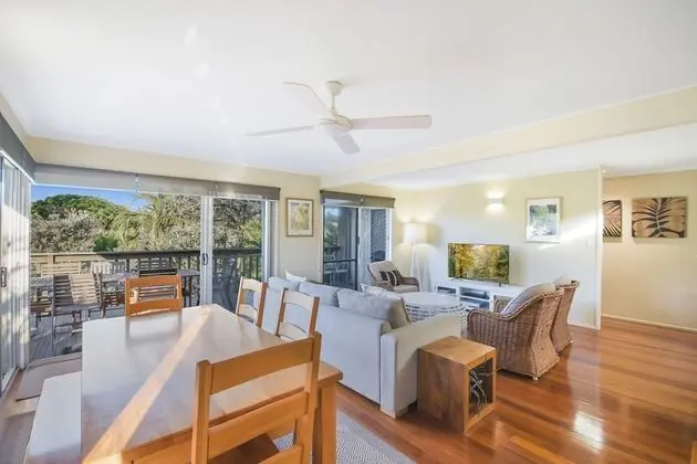 Ev (4 Bedrooms)