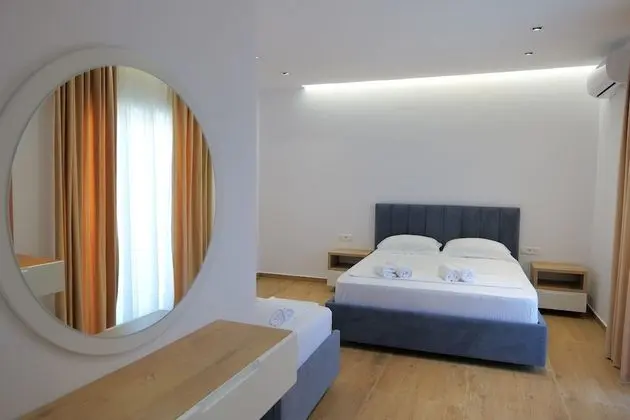 Üç Kişilik Oda, Balkon