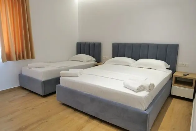 Üç Kişilik Oda, Balkon