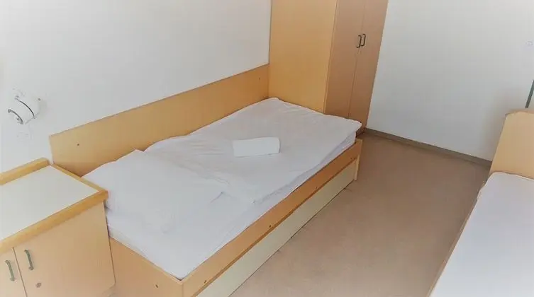 Basic Ortak Ranzalı Oda