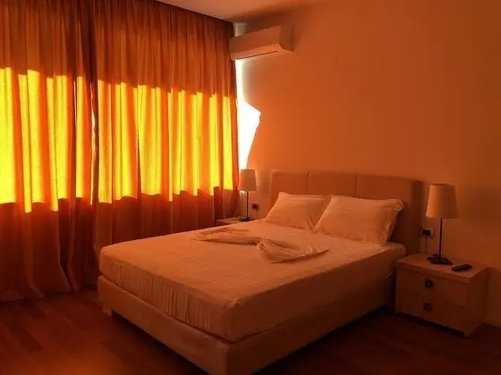 Tek Büyük Yataklı Oda, Balkon, Deniz Manzaralı