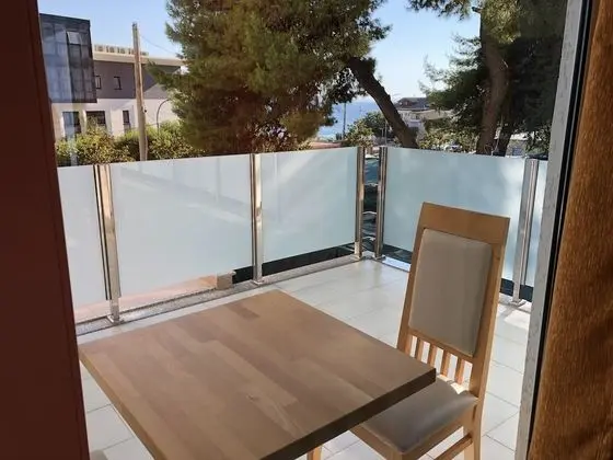 Tek Büyük Yataklı Oda, Balkon, Deniz Manzaralı