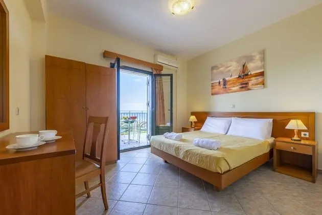 Elegant Apartment,  1 Bedroom, Sea View