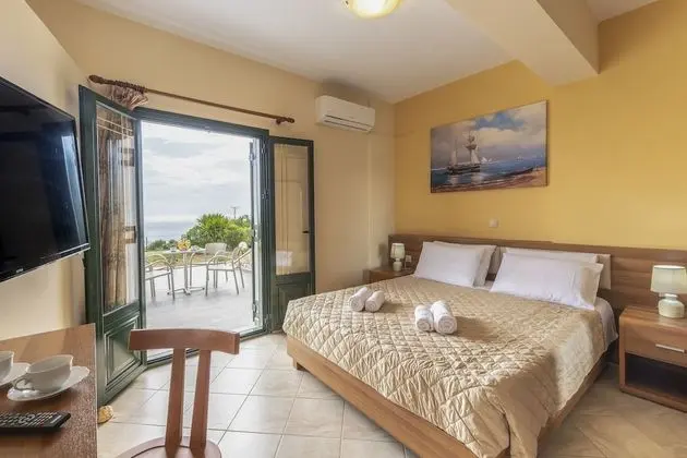 Elegant Apartment,  1 Bedroom, Sea View