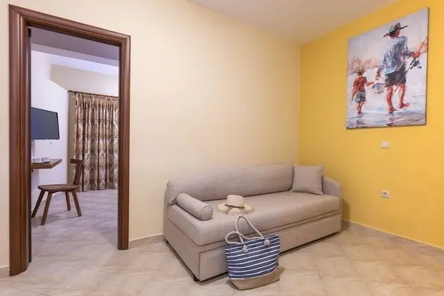 Elegant Apartment,  1 Bedroom, Sea View