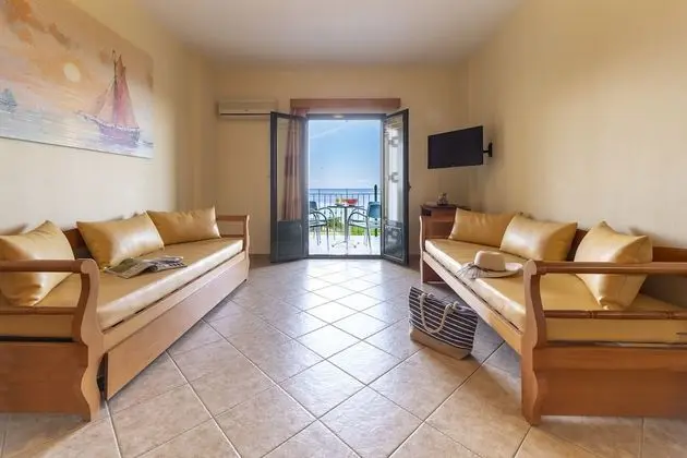 Elegant Apartment,  1 Bedroom, Sea View