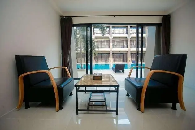 Deluxe Pool Access, Double Bed