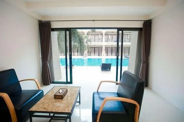 Deluxe Pool Access, Double Bed