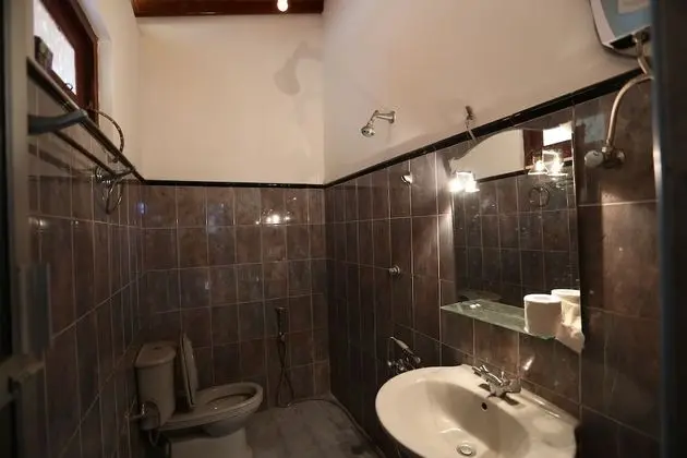 Tek Büyük Yataklı Oda, Balkon