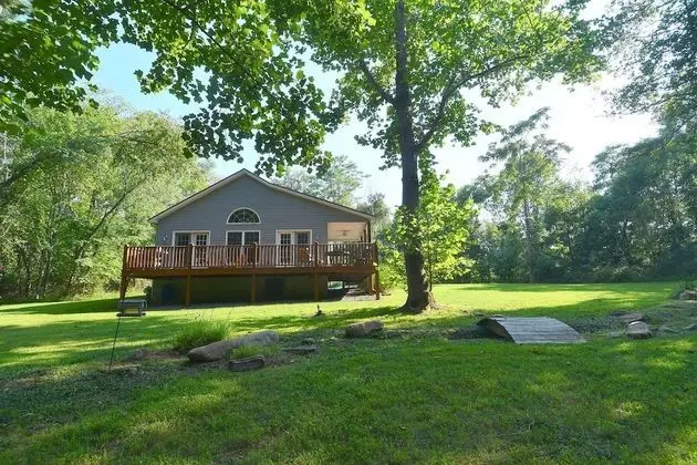 Ev, Birden Çok Yatak (Summerfield Cottage at Sleepy Creek)