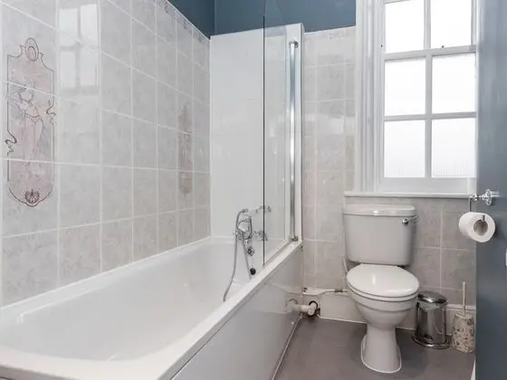 Premium Tek Büyük Yataklı Oda, Banyolu/Duşlu