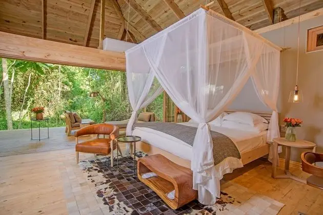 Luxury Tek Büyük Yataklı Oda (Forest)