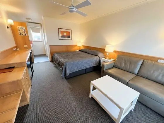 Premium Oda, 1 En Büyük (King) Boy Yatak, Balkon, Göl Manzaralı