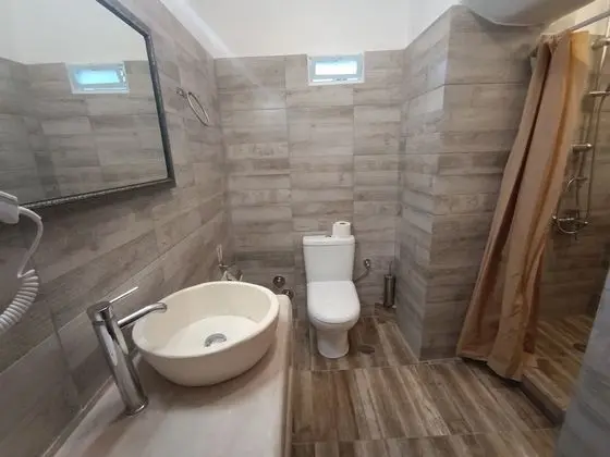 Üç Kişilik Oda