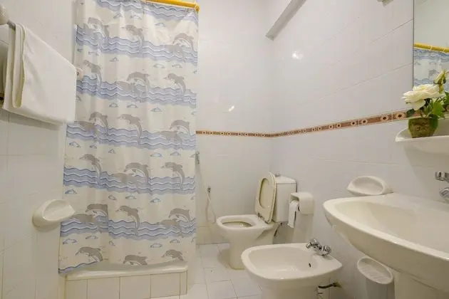 Basic Tek Büyük Yataklı Oda