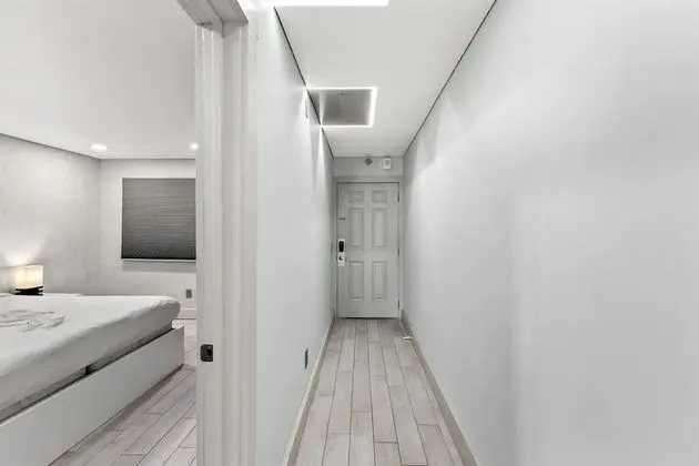Ev