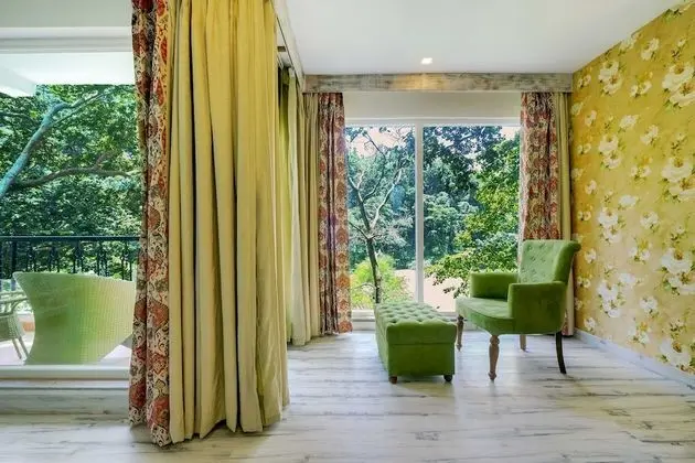 Süit, Balkon