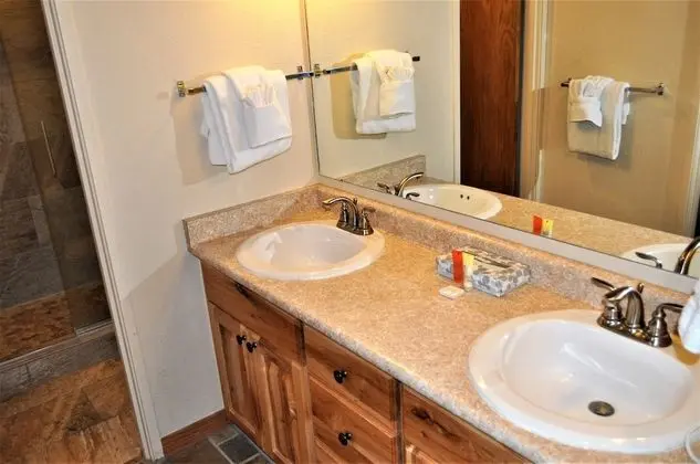 Daire, Birden Çok Yatak (Summit House 2 bed 2 bath SHGW)