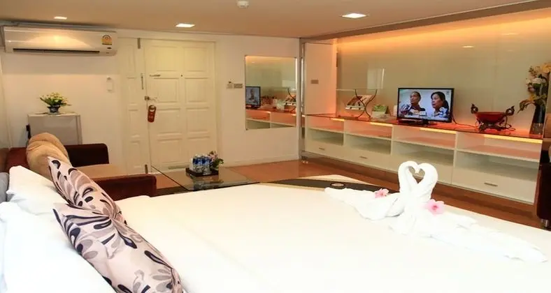 Luxury Suite