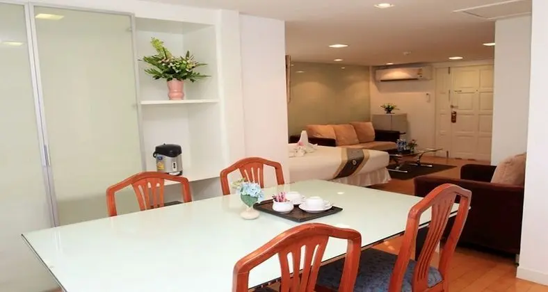 Luxury Suite