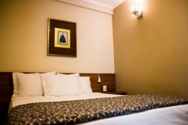 Deluxe Tek Büyük veya İki Ayrı Yataklı Oda