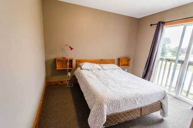Kır Evi, Birden Çok Yatak Odası, Mutfak (Linen & Towels Not Included)
