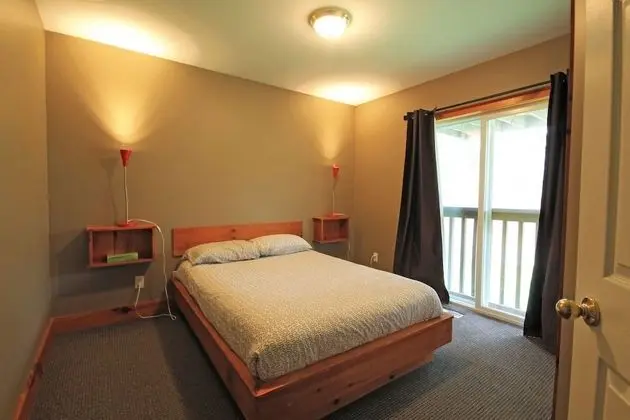 Kır Evi, Birden Çok Yatak Odası, Mutfak (Linen & Towels Not Included)