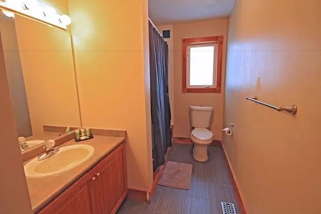 Kır Evi, Birden Çok Yatak Odası, Mutfak (Linen & Towels Not Included)