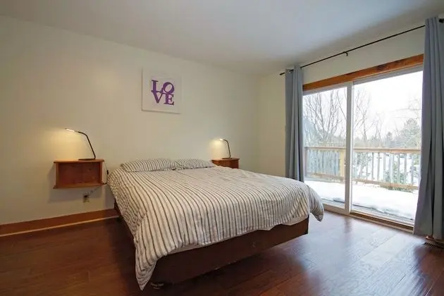 Kır Evi, Birden Çok Yatak Odası, Sıcak Su Havuzu (Linen & Towels Not Included)