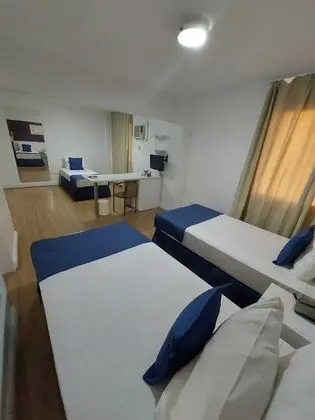 Üç Kişilik Oda