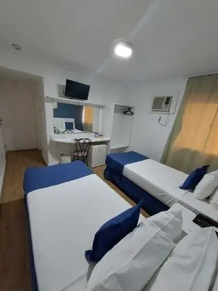 Üç Kişilik Oda