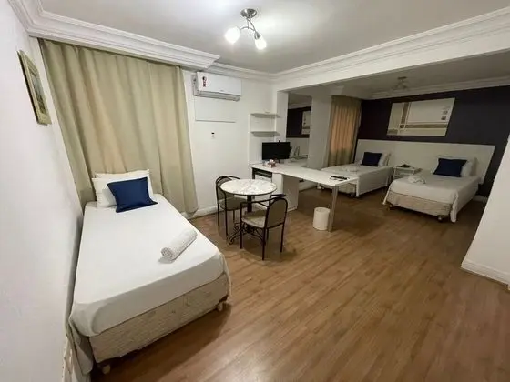 Üç Kişilik Oda