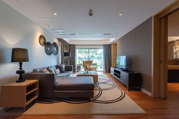 Garden Suite One Bedroom Residence - Free Suvarnabhumi Airport Transfer