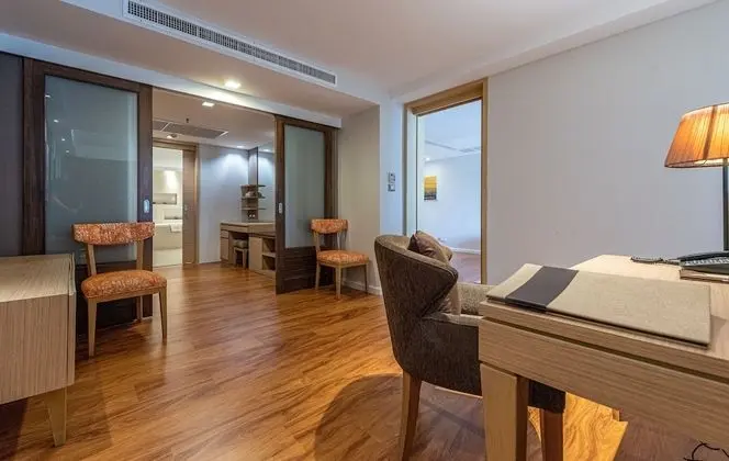 Garden Suite One Bedroom Residence - Free Suvarnabhumi Airport Transfer
