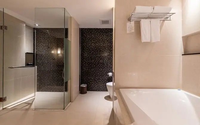 Garden Suite One Bedroom Residence - Free Suvarnabhumi Airport Transfer
