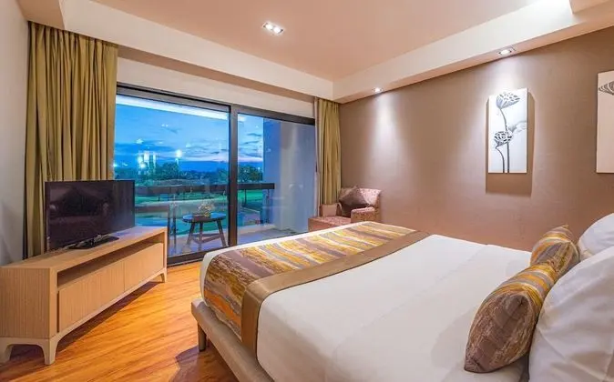 One Bedroom Residence - Free Suvarnabhumi Airport Transfer
